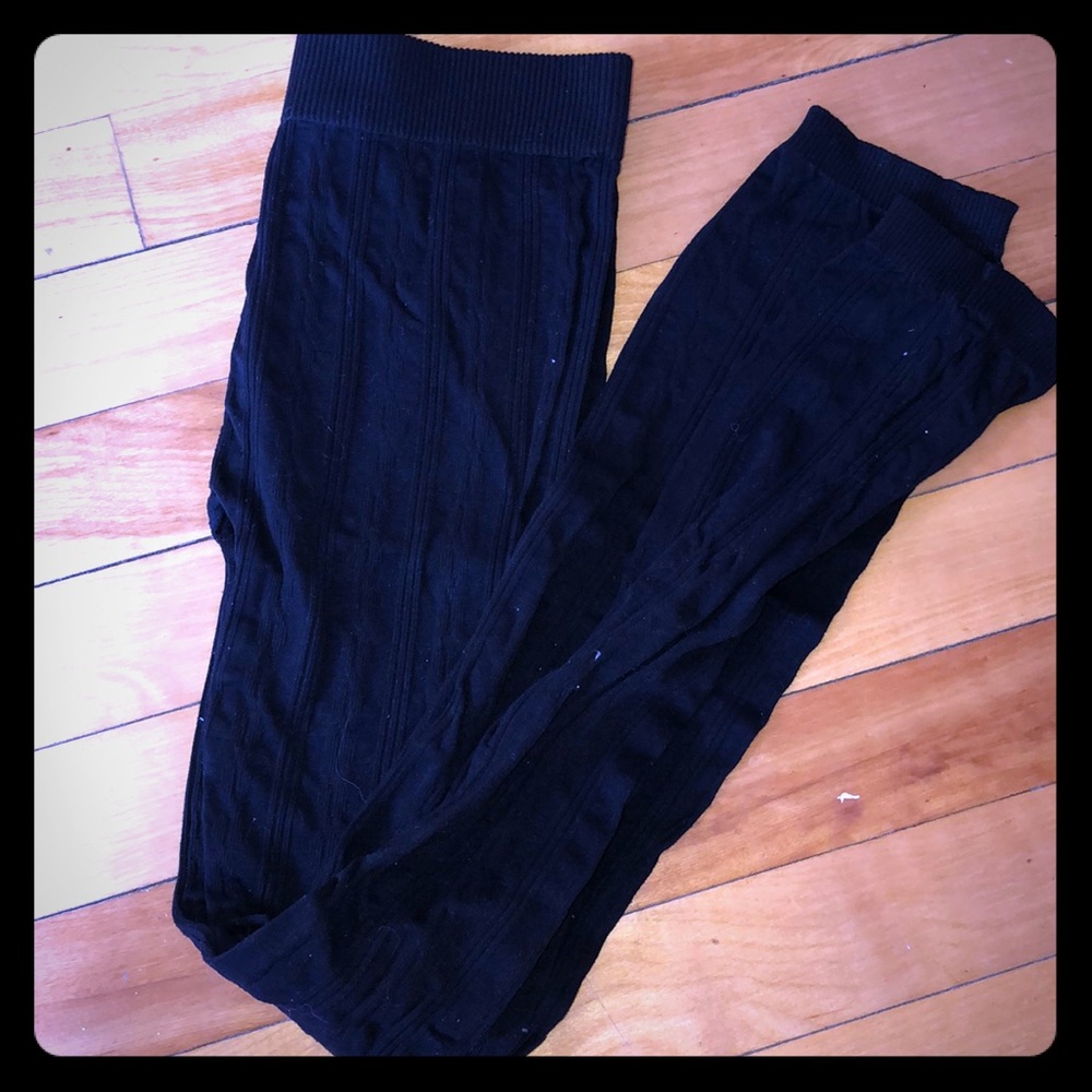 Spandex leggings with knit pattern